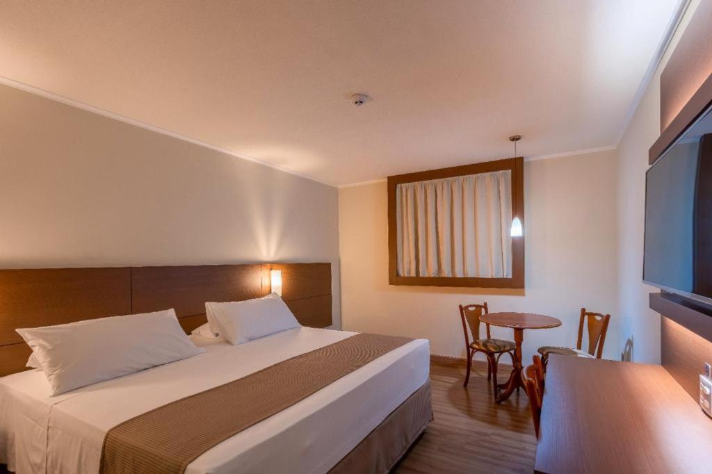 Hotel Caiua Cascavel Cascavel  Bagian luar foto